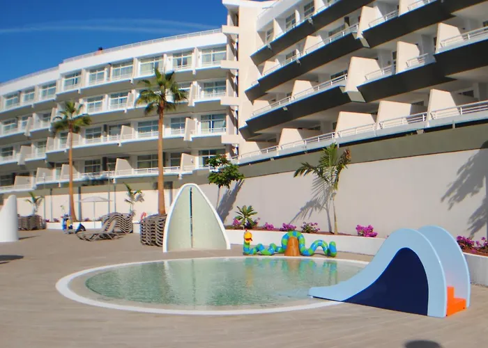 Gara Golf & Отель