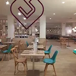 Gara Golf & 4* Πλάγια ντε λας Αμέρικας