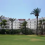 Ξενοδοχείο Gara Golf & 4*