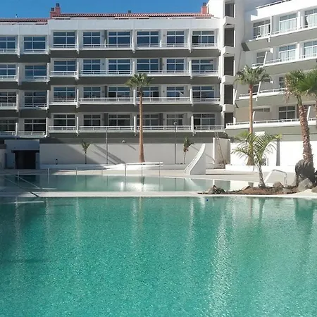 Gara Golf & Отель